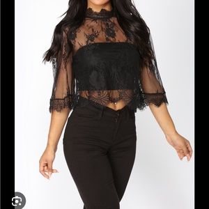 Lace top Black!